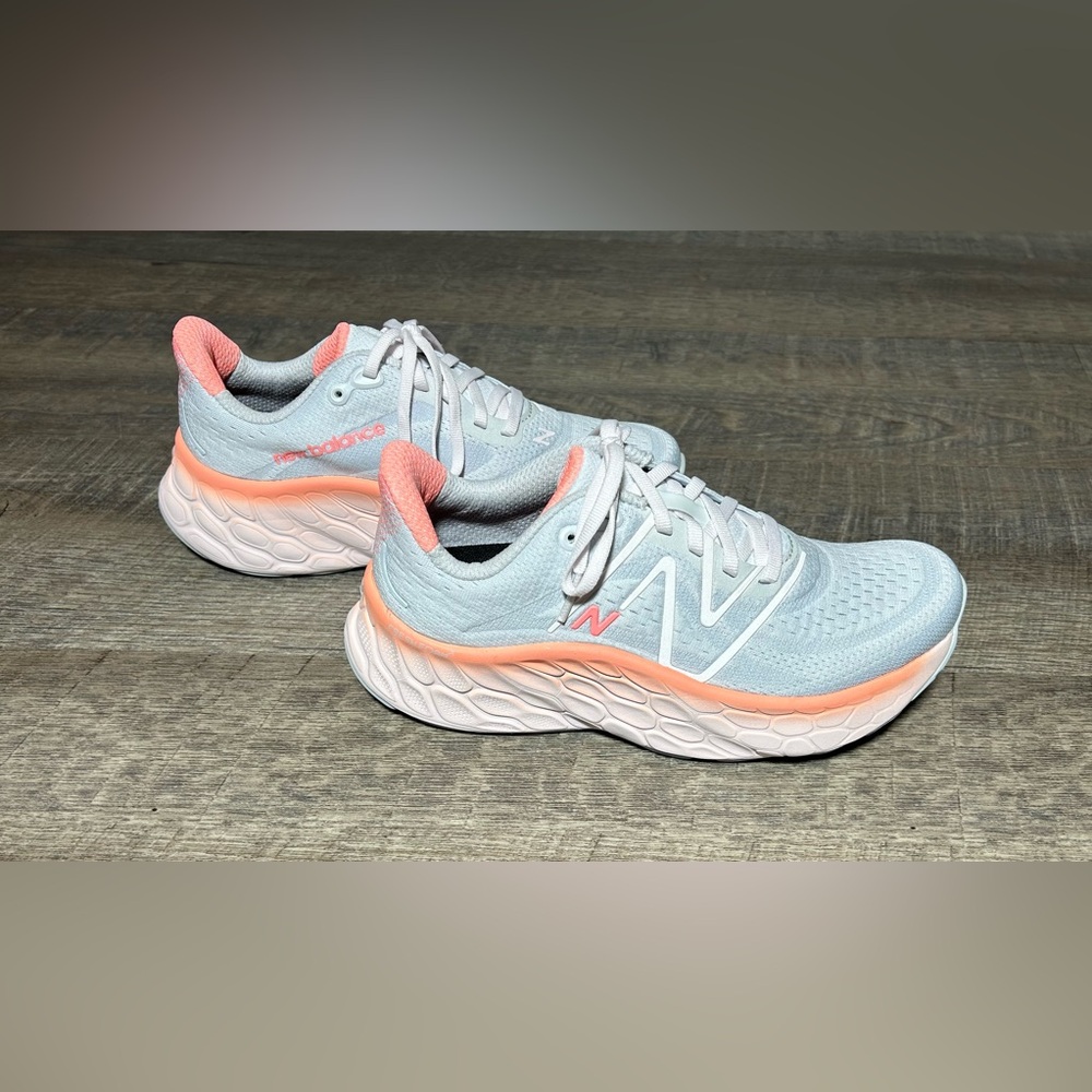 New Balance Women’s More V4